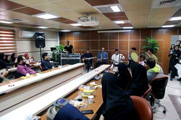 جشن پایان سال بیمارستان رفیده